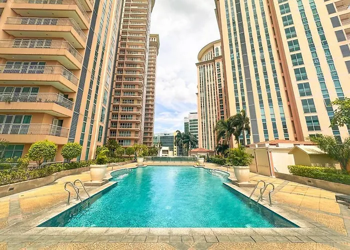 Venice Spacious With Panoramic Mountain Views Manila